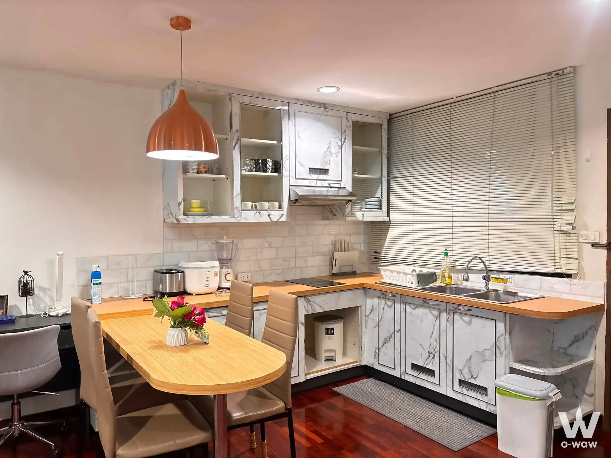 Condo with 2 bedrooms for rent at Ban Chan Condominium — photo 4 of 5