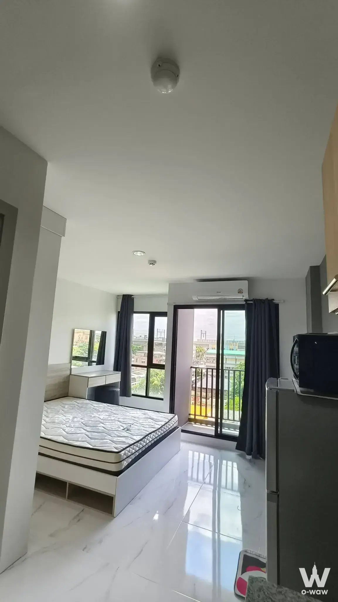 Condo with 1 bedroom for rent at The Tree Huamak Interchange — photo 2 of 5