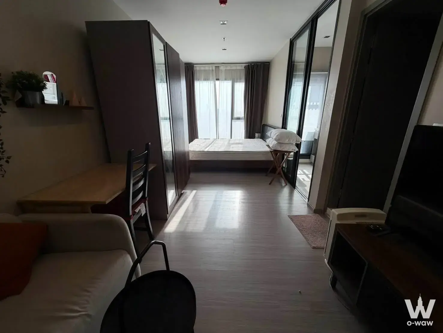 Condo with 1 bedroom for rent at Life Asoke Hype — photo 2 of 9