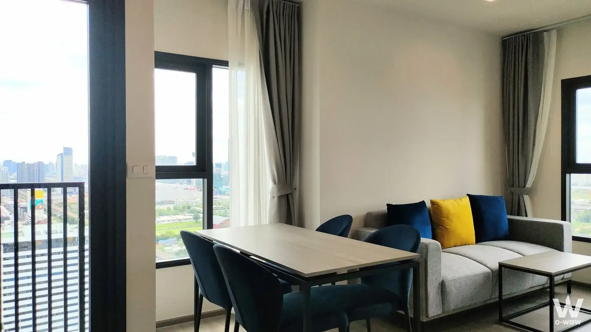 Commercial with 2 bedrooms for rent at THE BASE Phetchaburi-Thonglor เดอะ เบส เพชรบุรี - ทองหล่อ — photo 2 of 5