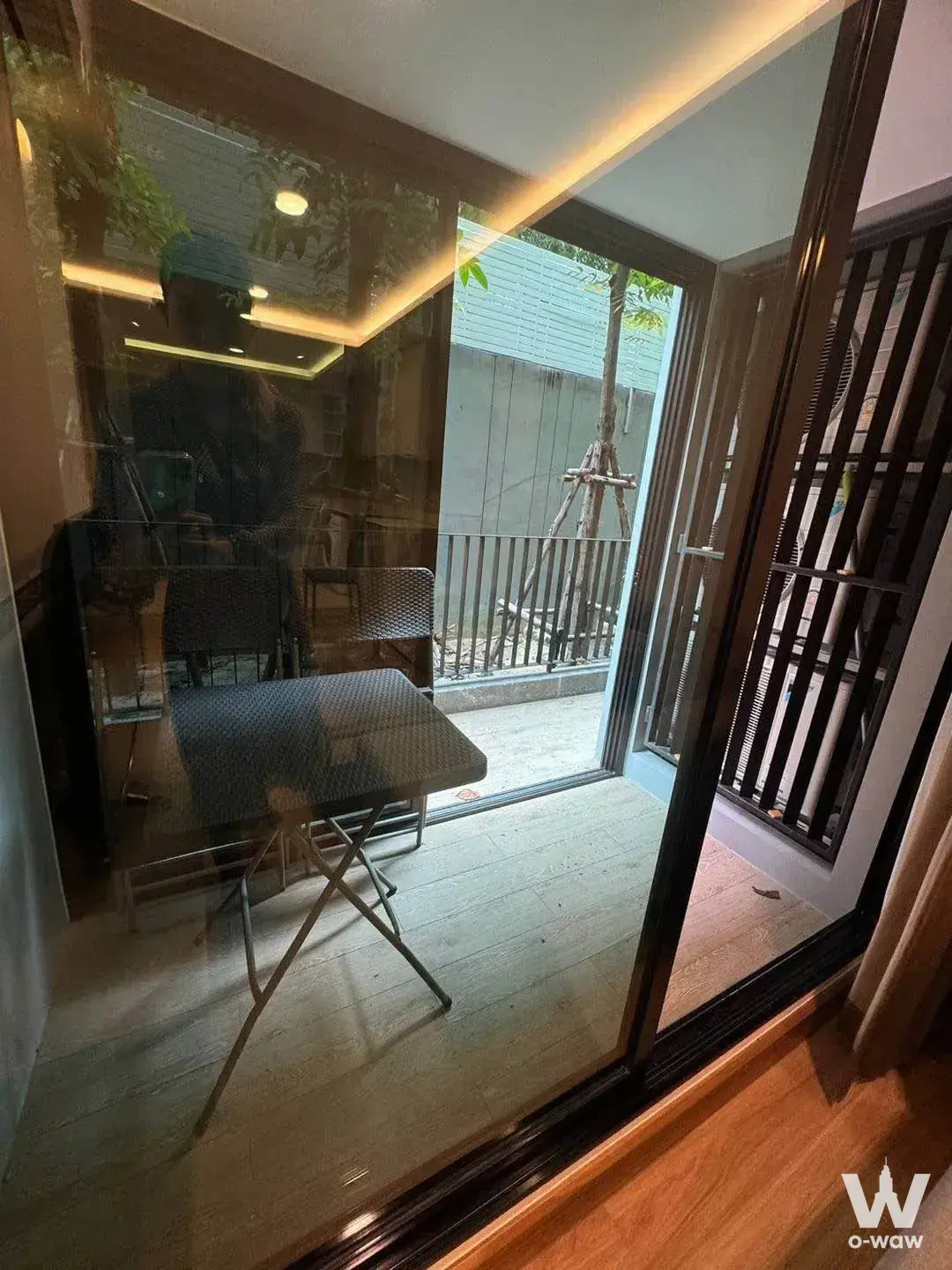 Condo with 2 bedrooms for rent at VTARA SUKHUMVIT 36 CONDOMINIUM — photo 4 of 5