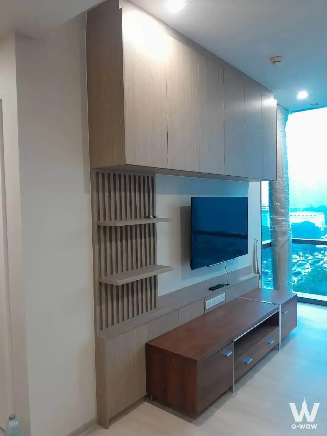 Condo with 1 bedroom for rent at The Room Sukhumvit 21 — photo 2 of 5