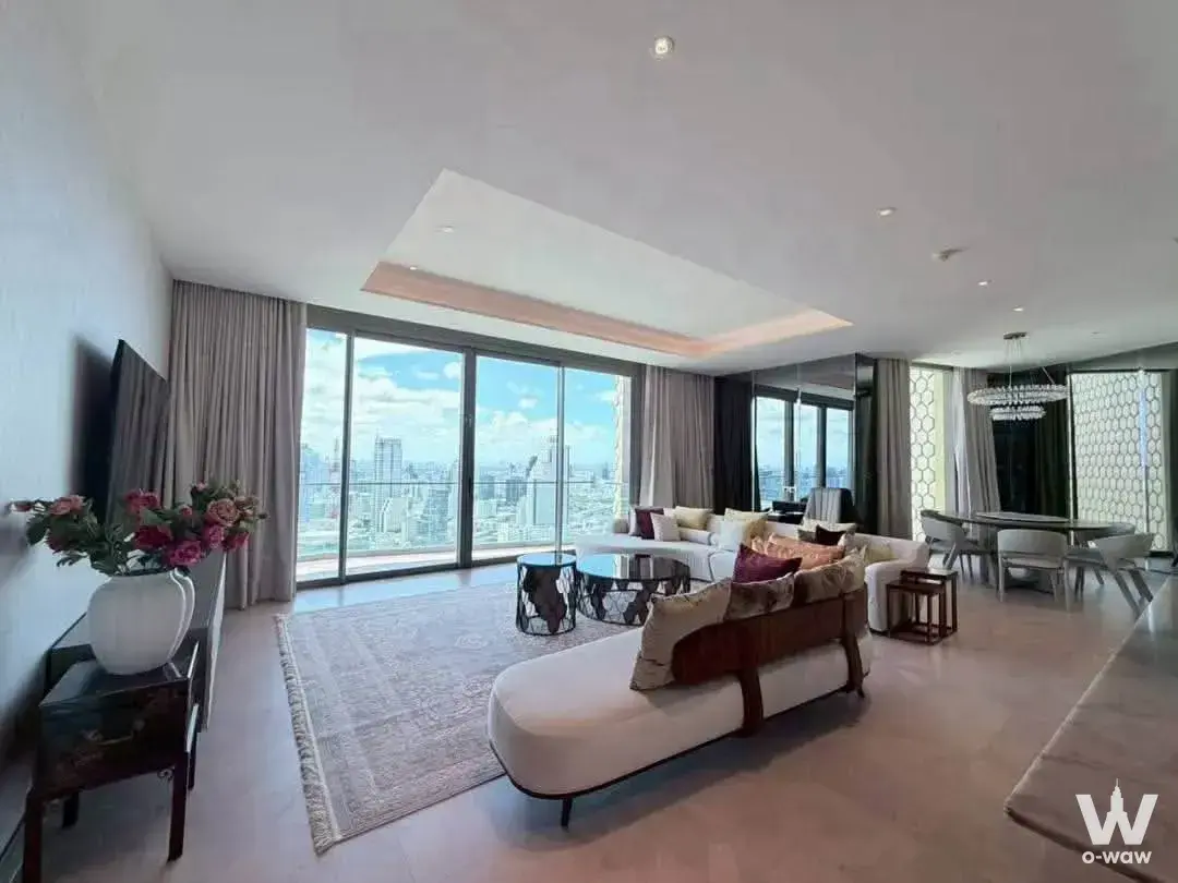 Directly adjacent to ICONSIAM, within walking distance to Charoen Nakorn BTS, Bangkok