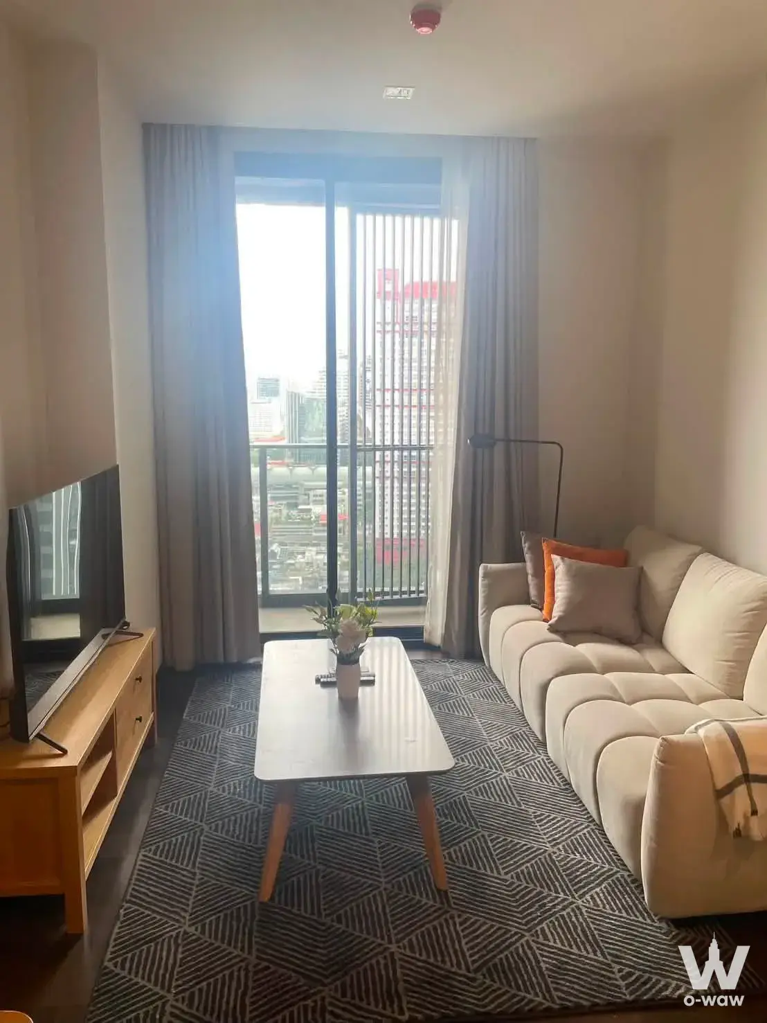 Condo with 1 bedroom for sale at THE LINE Ratchathewi — photo 2 of 5