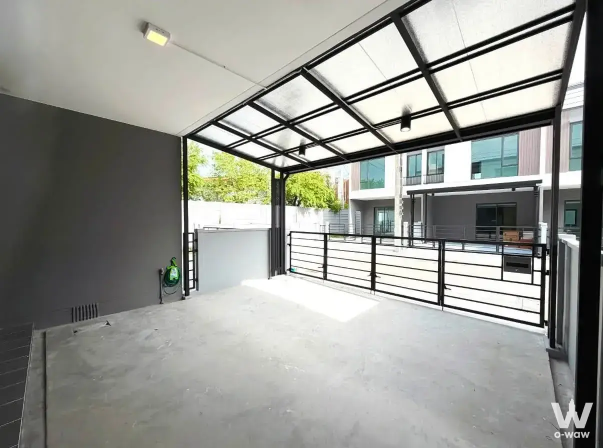 House with 3 bedrooms for rent at Pleno Sukhumvit-Bangna 2 — photo 3 of 5
