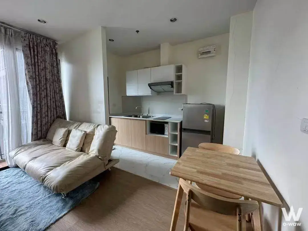 Condo with 1 bedroom for rent at Astro Condominium — photo 2 of 4