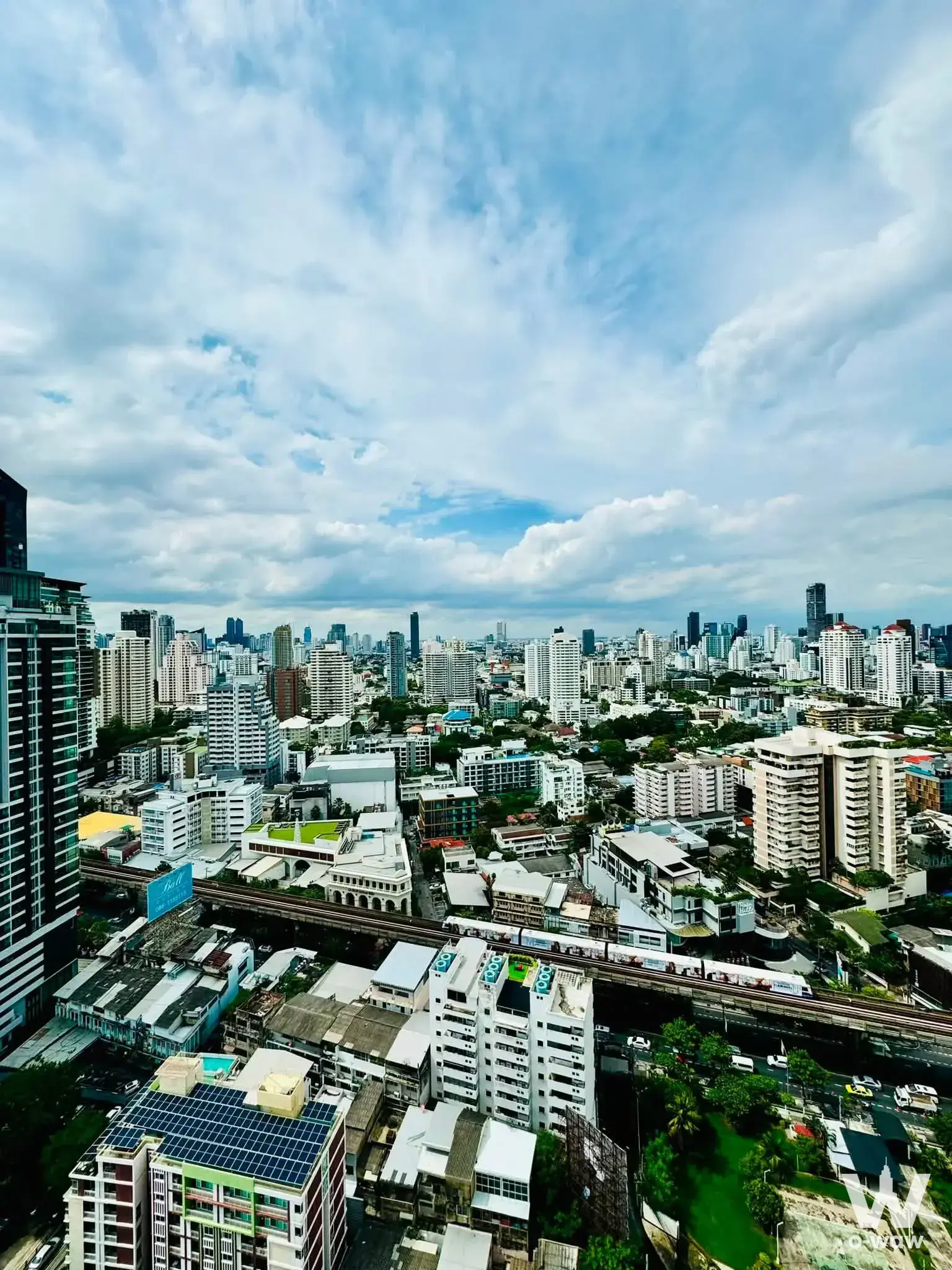 Commercial with 2 bedrooms for rent at Diamond Sukhumvit — photo 1 of 5