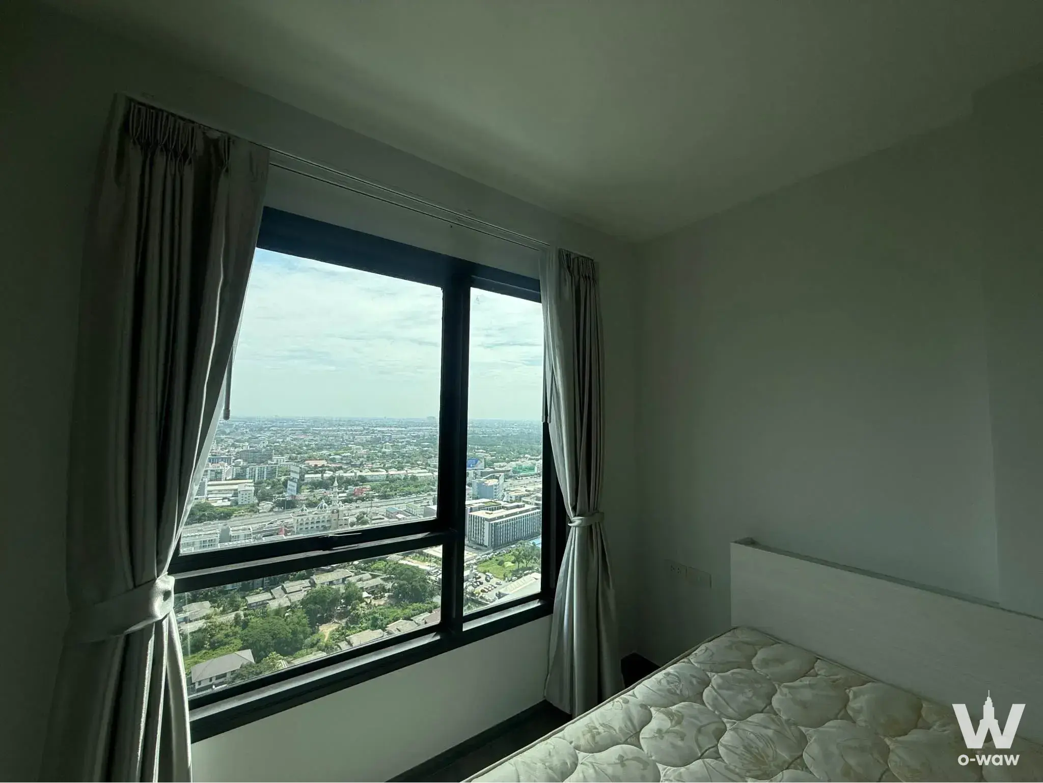 Condo with 1 bedroom for rent at Rich Park Triple Station — photo 5 of 5