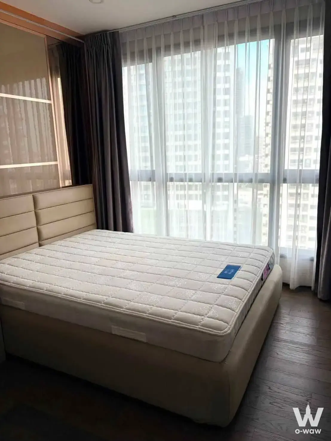 Condo with 2 bedrooms for rent at Ideo Q Siam-Ratchathewi — photo 1 of 4