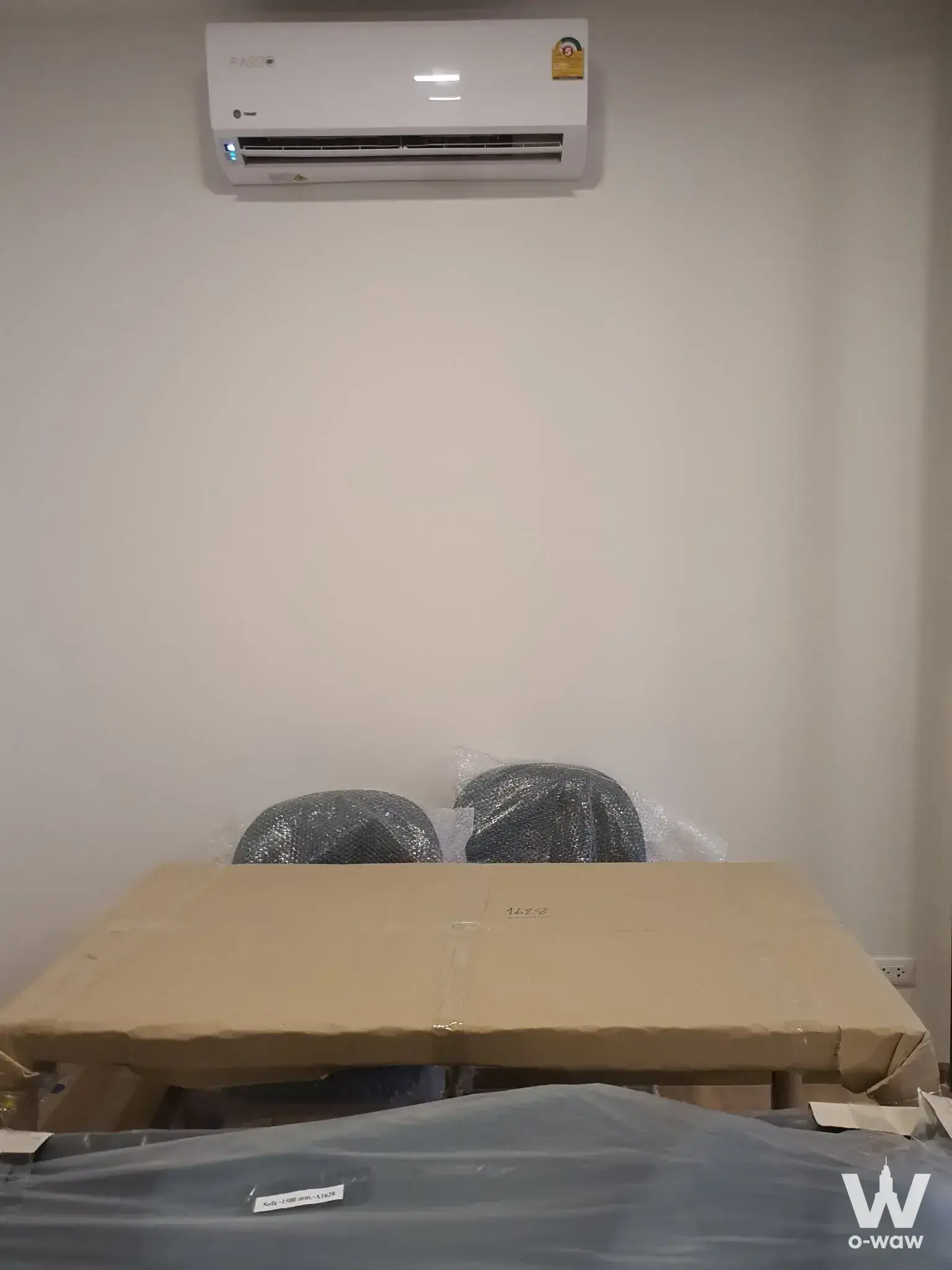 Condo with 1 bedroom for rent at XT Phayathai — photo 1 of 5