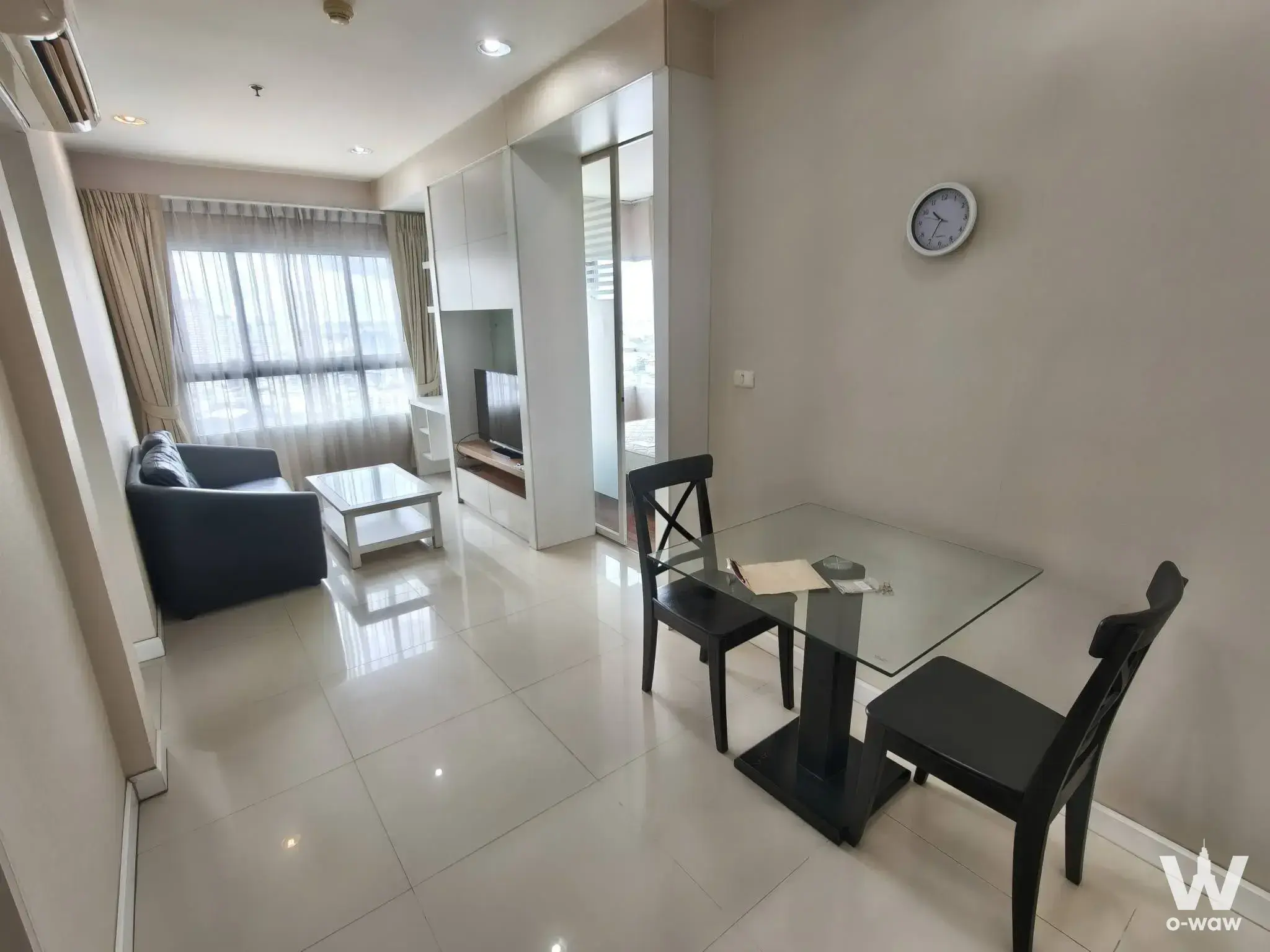 Condo with 1 bedroom for rent at Q House Condo Sathon — photo 1 of 4