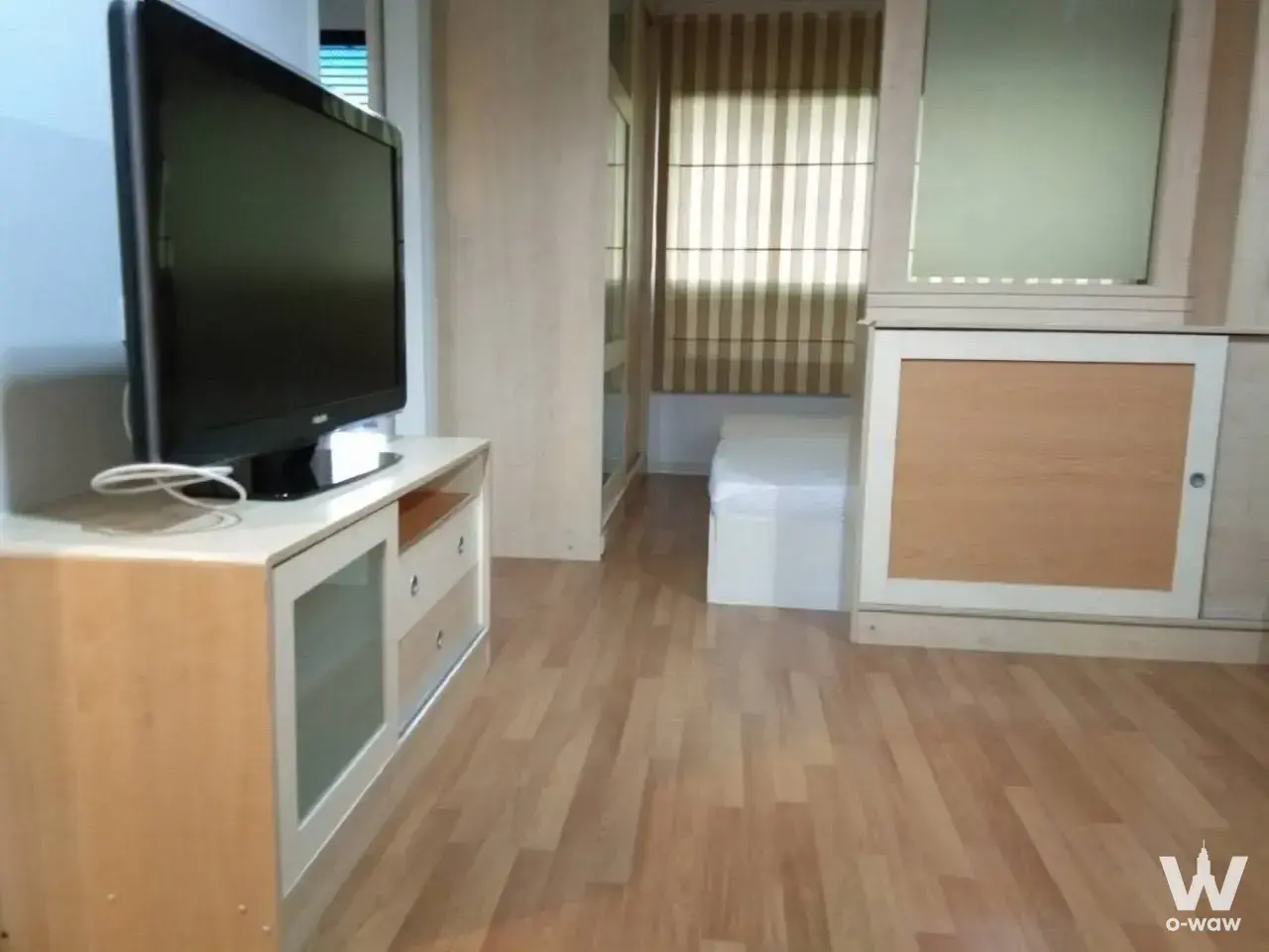 Condo with 1 bedroom for rent at Lumpini Place Phahon-Saphan Khwai — photo 1 of 5