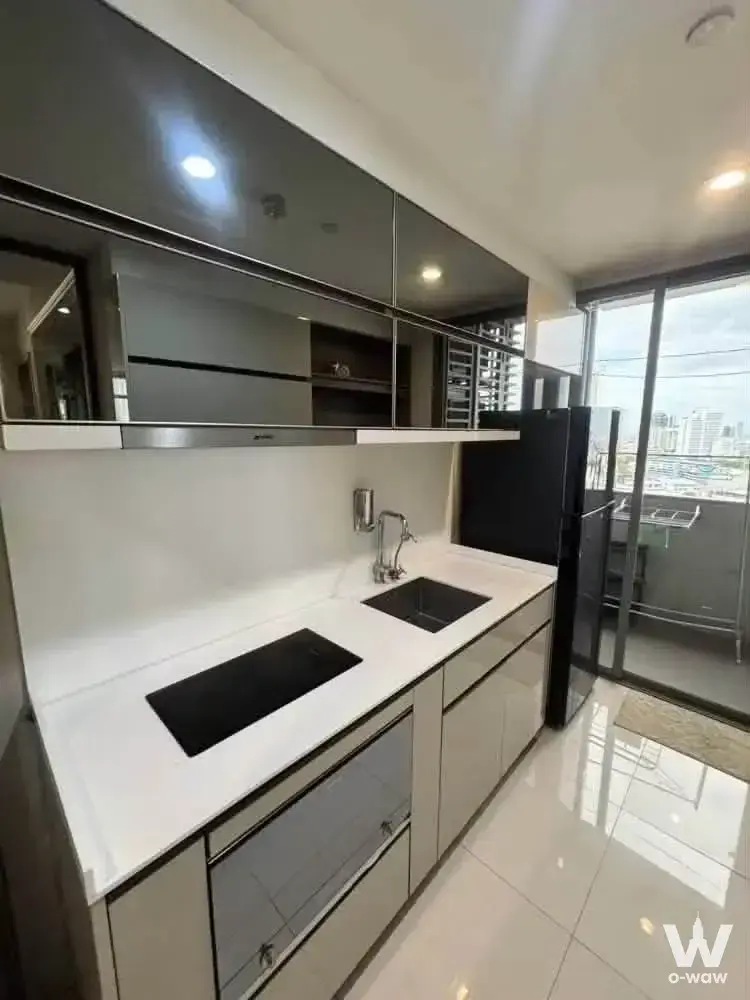 Condo with 1 bedroom for rent at The Room Rama 4 — photo 3 of 5