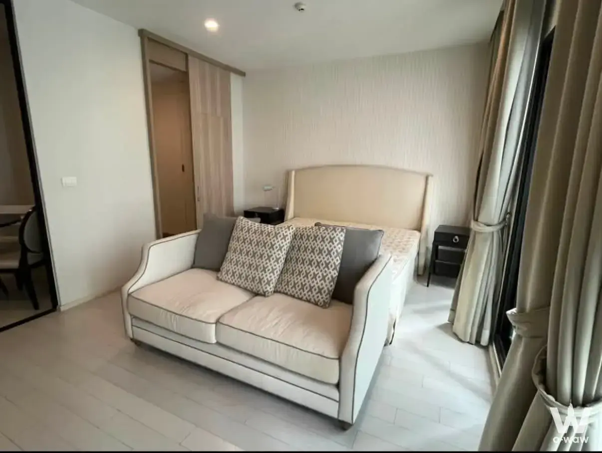 Phloenchit, BTS Phloenchit