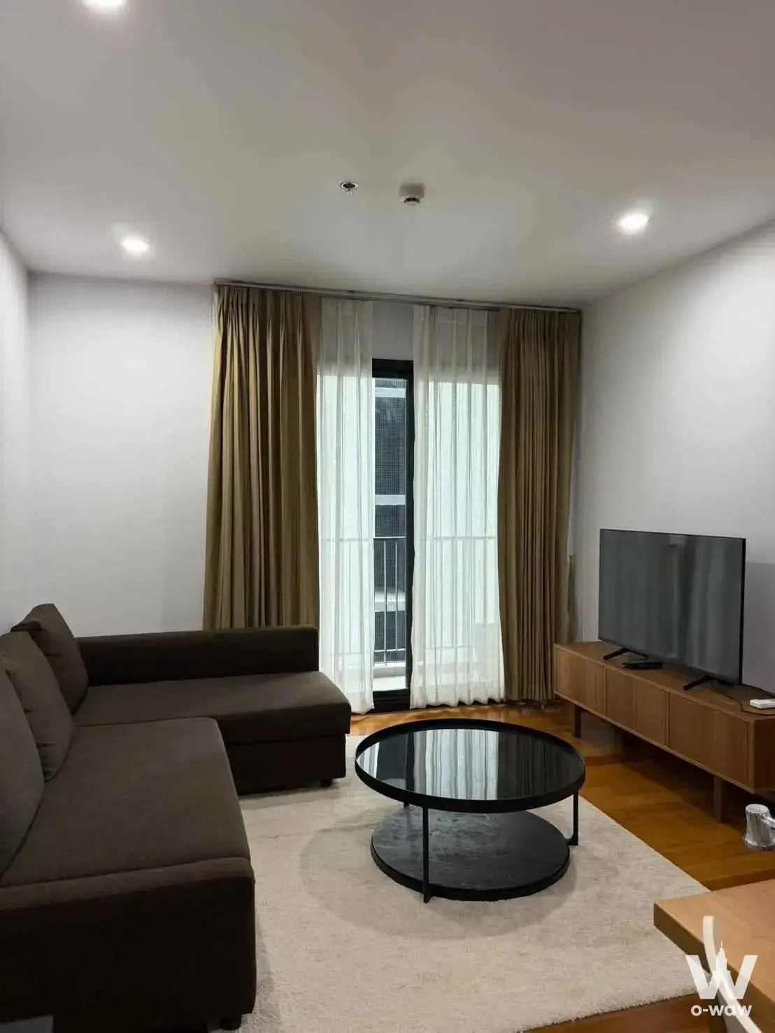 Commercial with 2 bedrooms for rent at The Vertical Aree — photo 2 of 5