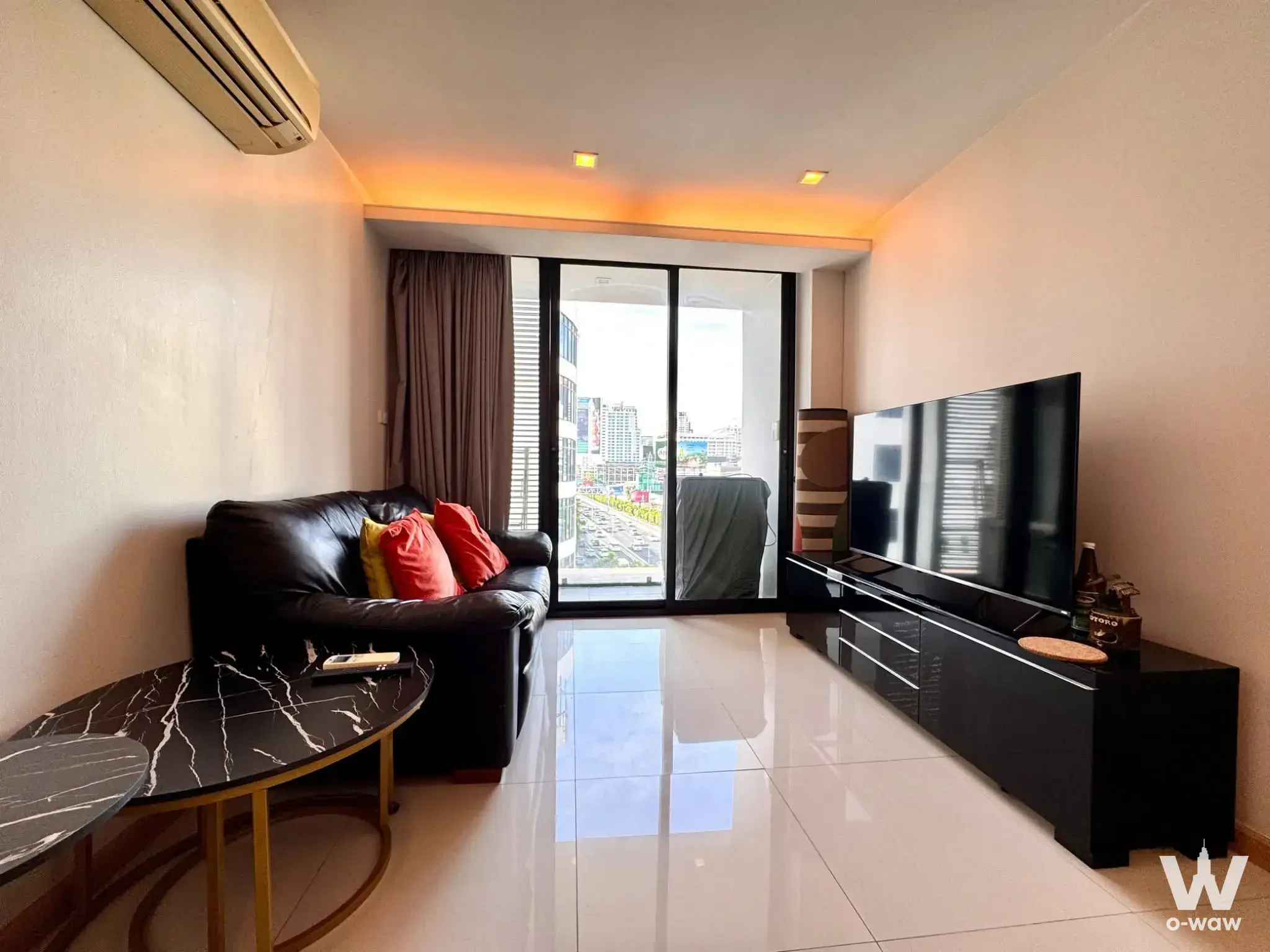 Condo with 1 bedroom for sale at Socio Ruamrudee — photo 5 of 5