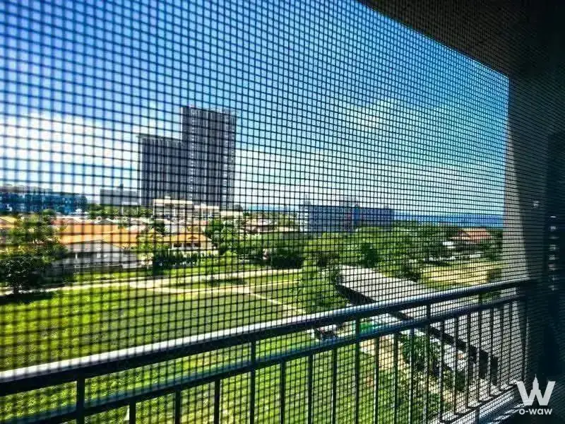 Condo with 2 bedrooms for rent at The Gallery Bearing — photo 4 of 5