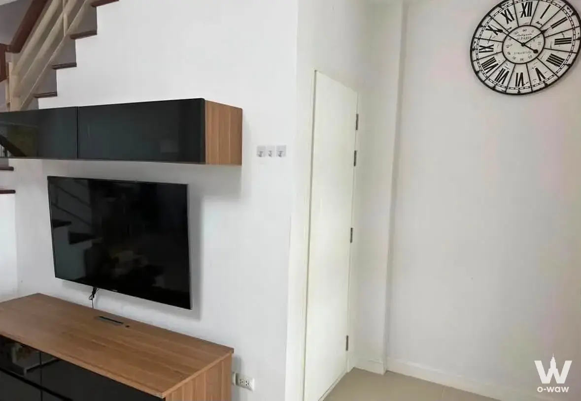 Townhouse with 3 bedrooms for rent at URBAN SATHORN (Marcopolo Villa) — photo 3 of 5