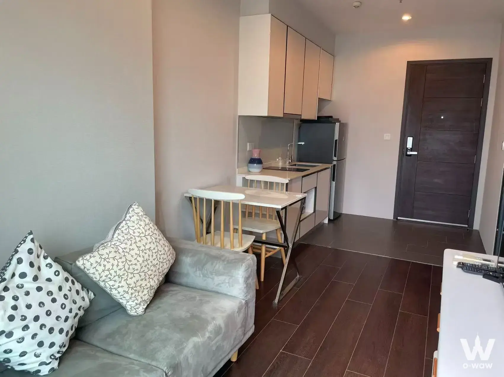 Condo with 1 bedroom for rent at C Ekkamai Condominium — photo 3 of 5