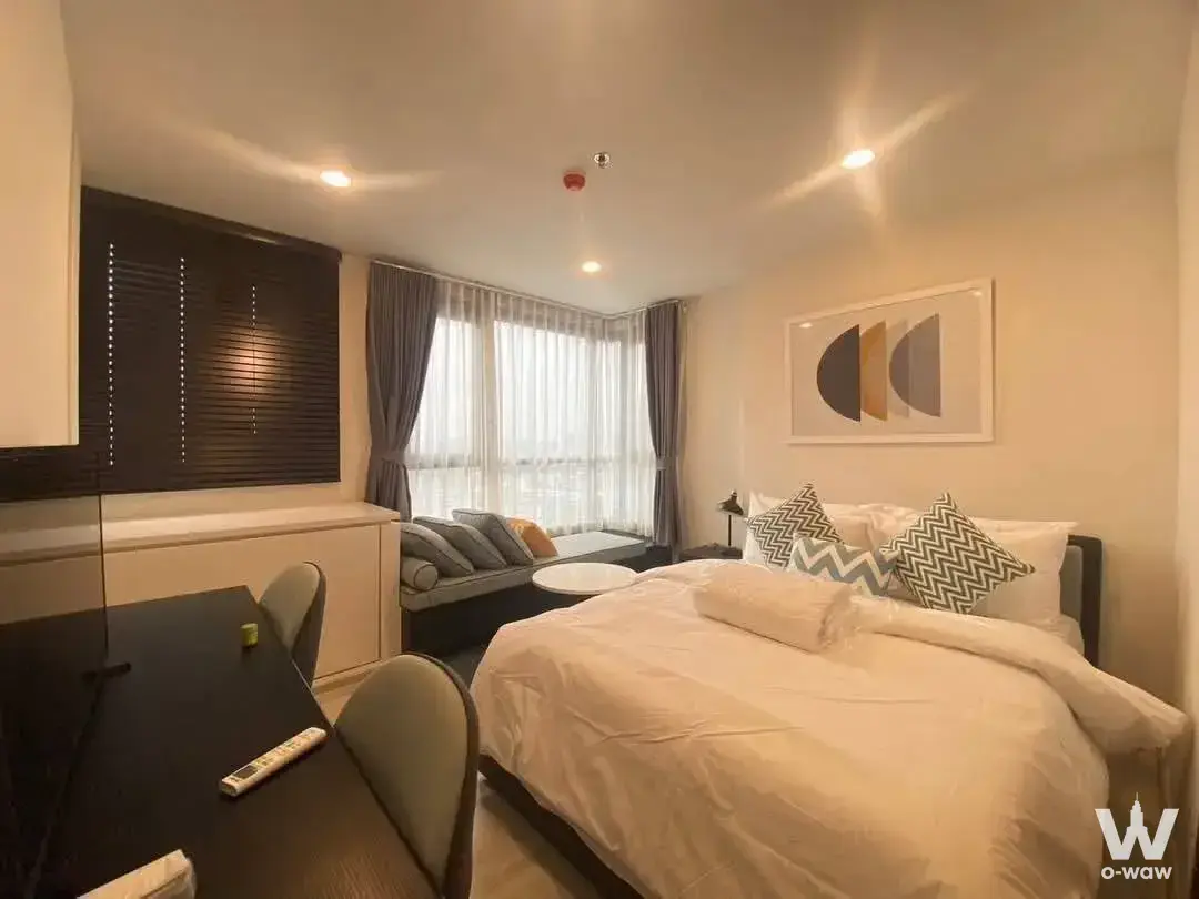 Condo with 1 bedroom for rent at XT HUAIKHWANG — photo 3 of 5