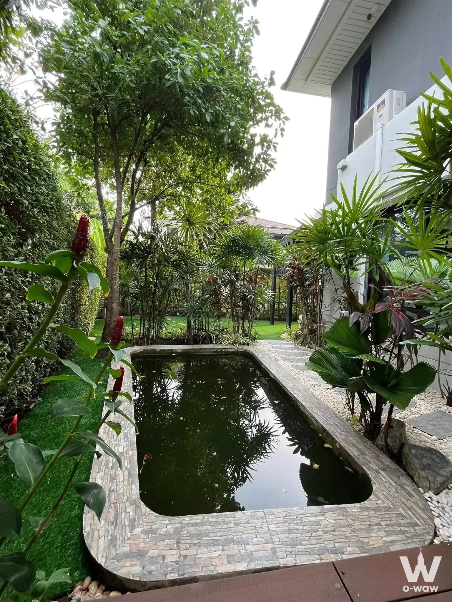 Condo with 4 bedrooms for rent at Setthasiri Krungthep Kreetha — photo 3 of 5