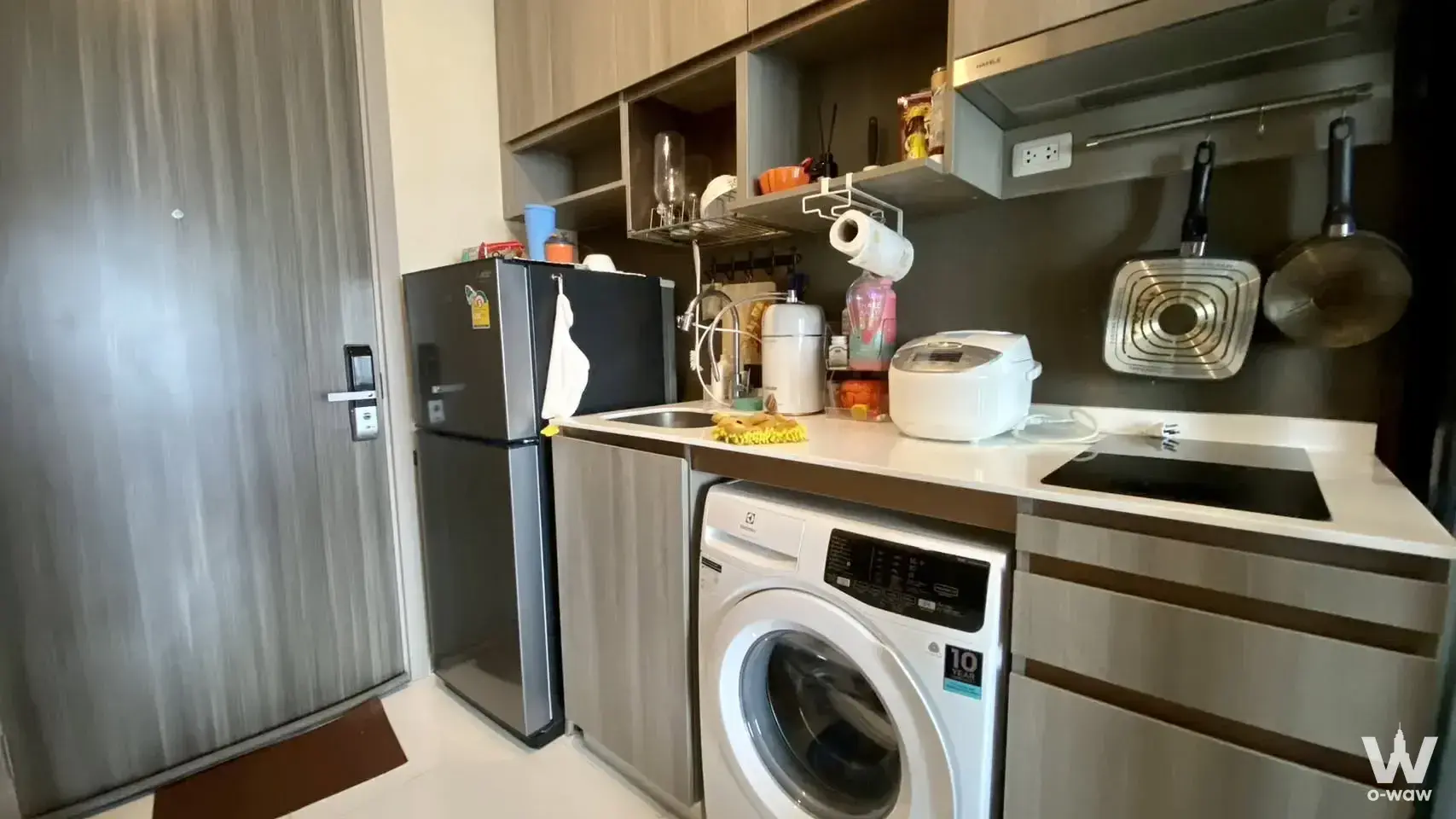 Commercial with 1 bedroom for rent at KnightsBridge Prime Onnut — photo 2 of 5