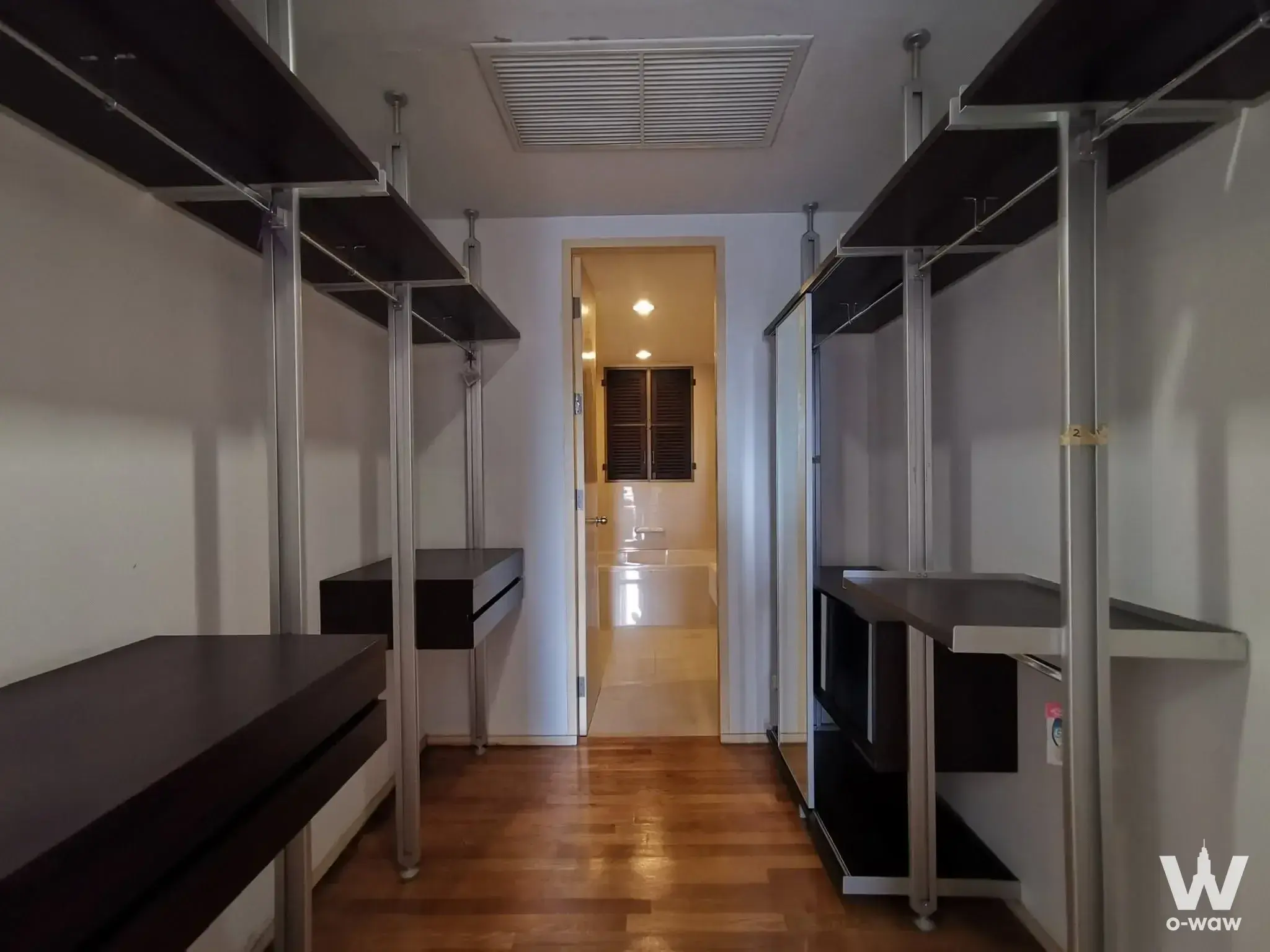 Condo with 2 bedrooms for rent at Amanta Ratchada Condominium — photo 5 of 5