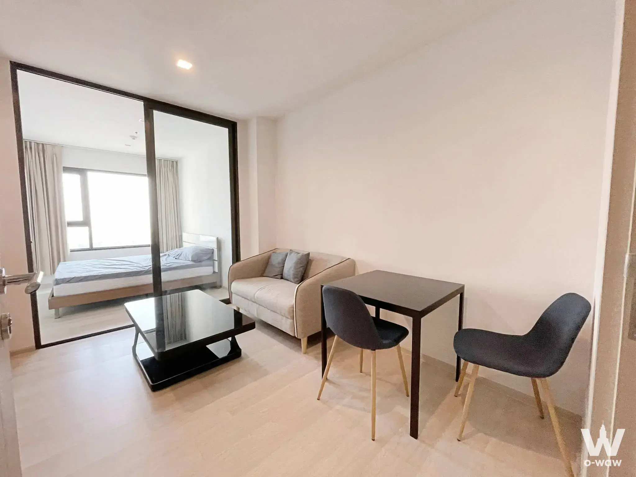 Condo with 1 bedroom for rent at Life One Wireless — photo 4 of 5