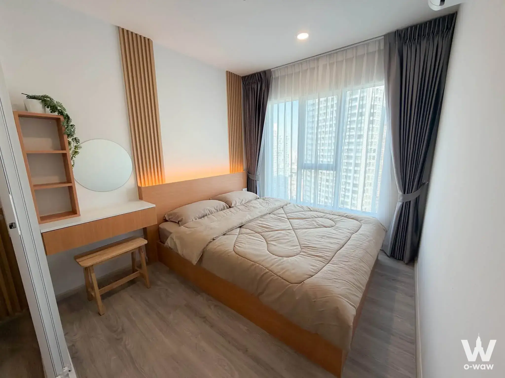 Bangna, 400 meters from BTS Bangna Station