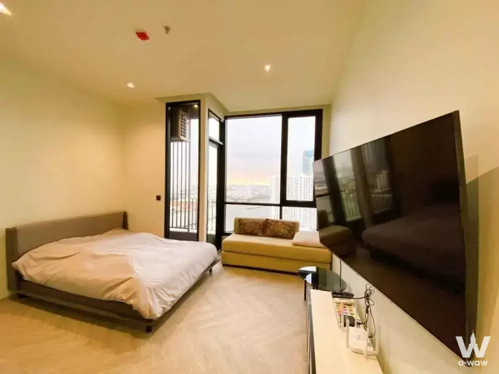 Condo with 1 bedroom for rent at Chapter Charoennakhon–Riverside — photo 2 of 5