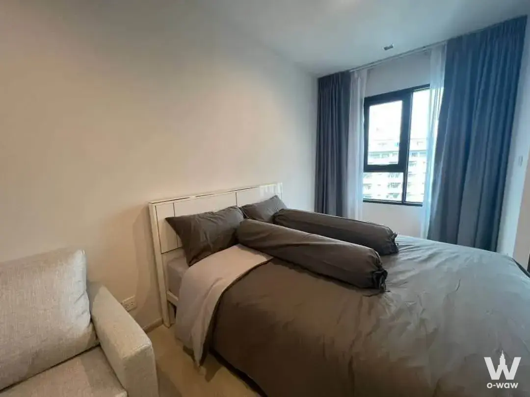 Condo with 1 bedroom for rent at Life One Wireless — photo 2 of 3