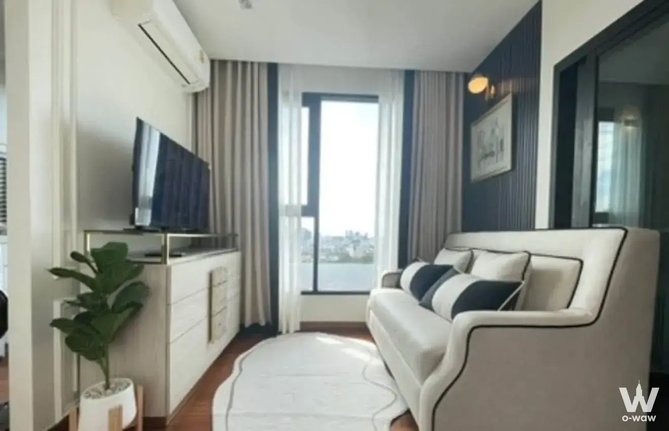 Chan 44 - Sathorn - Charoen Krung, Bangkok (Near BTS Saphan Taksin)