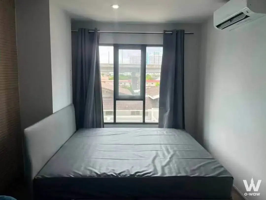 Condo with 1 bedroom for rent at RYE Huamak — photo 2 of 5