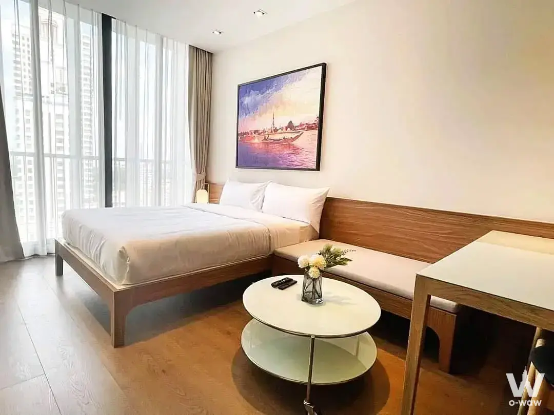 Condo with 1 bedroom for rent at Park Origin Phrom Phong — photo 1 of 5