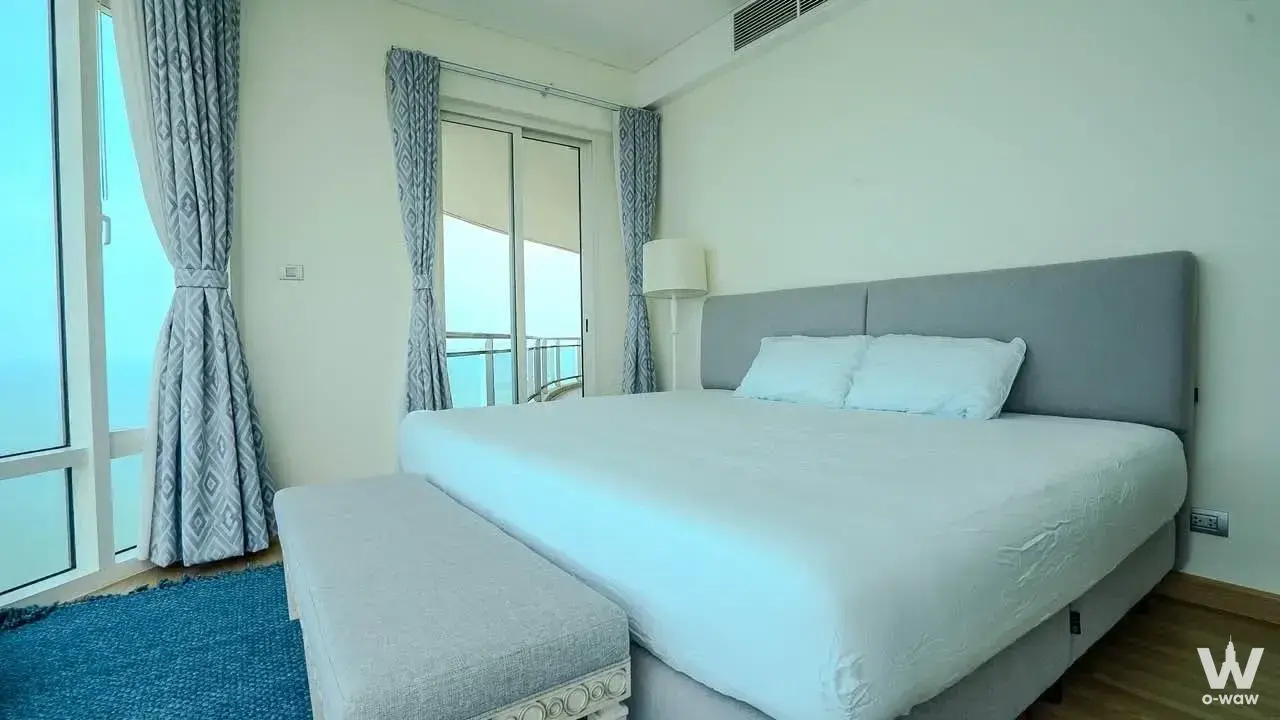 3-bed condo for sale in Reflection Jomtien Beach Pattaya with ocean view