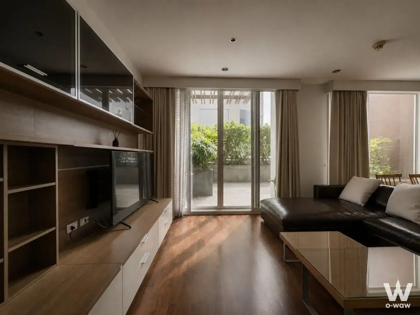 Condo with 2 bedrooms for rent at Siri Residence — photo 4 of 5