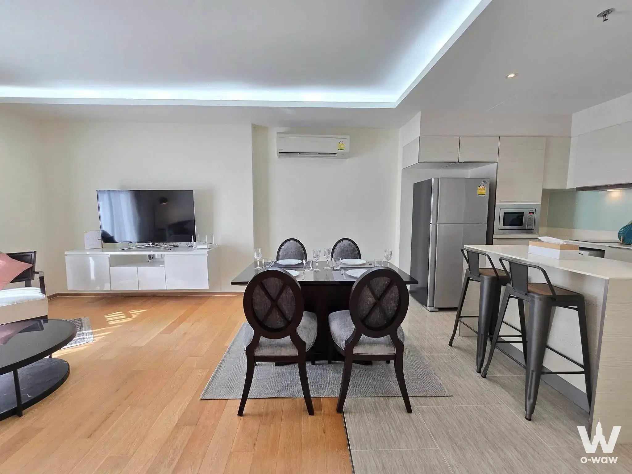 Condo with 2 bedrooms for rent at H Sukhumvit 43 Condominium — photo 3 of 5