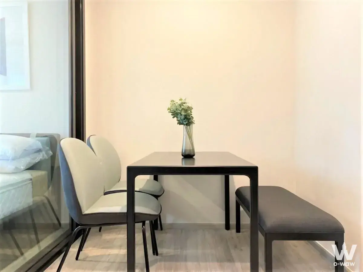 Condo with 1 bedroom for rent at XT HUAIKHWANG — photo 2 of 5