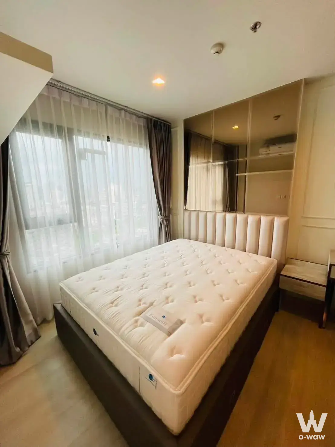 Condo with 1 bedroom for rent at Life One Wireless — photo 3 of 5
