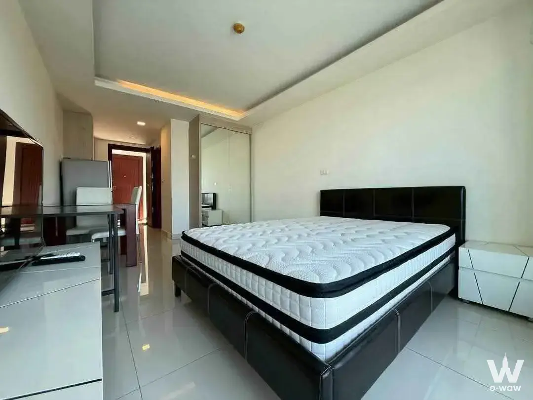 Condo with 1 bedroom for rent at Laguna Beach Resort 3 Maldives — photo 1 of 5