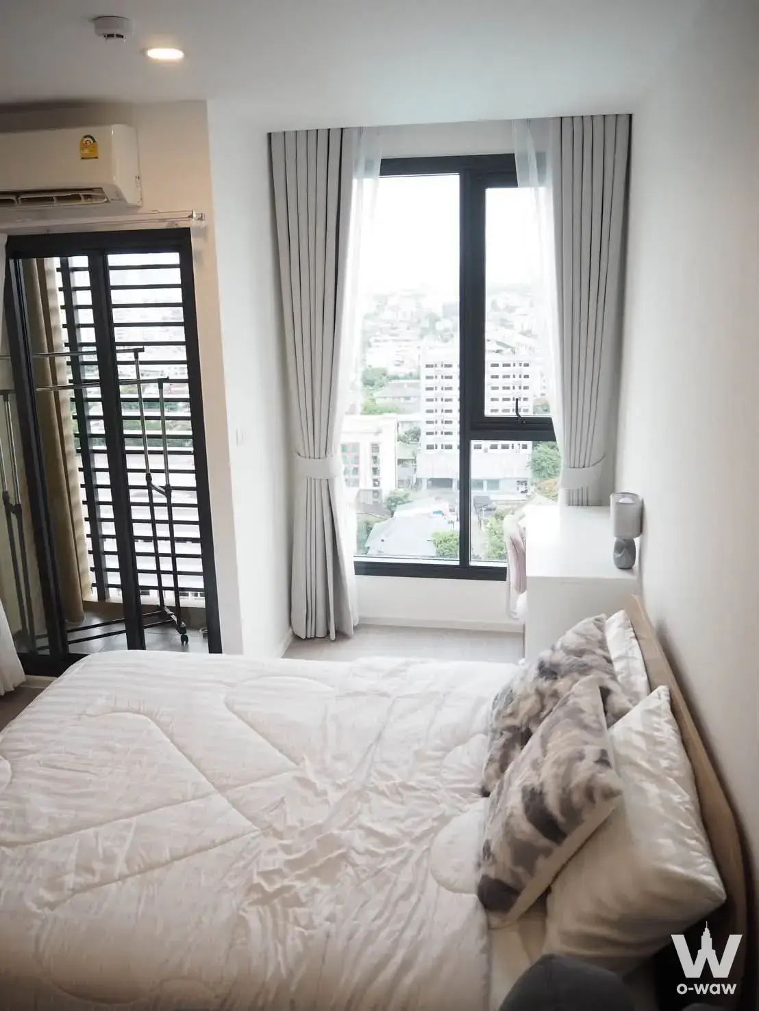 Condo with 1 bedroom for rent at DENIM Jatujak — photo 2 of 4