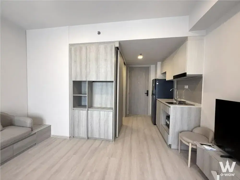 Condo with 1 bedroom for rent at COBE Ratchada-Rama 9 — photo 3 of 5