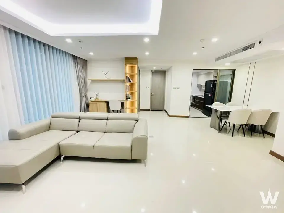 Condo with 2 bedrooms for rent at Supalai Oriental Sukhumvit 39 — photo 2 of 5