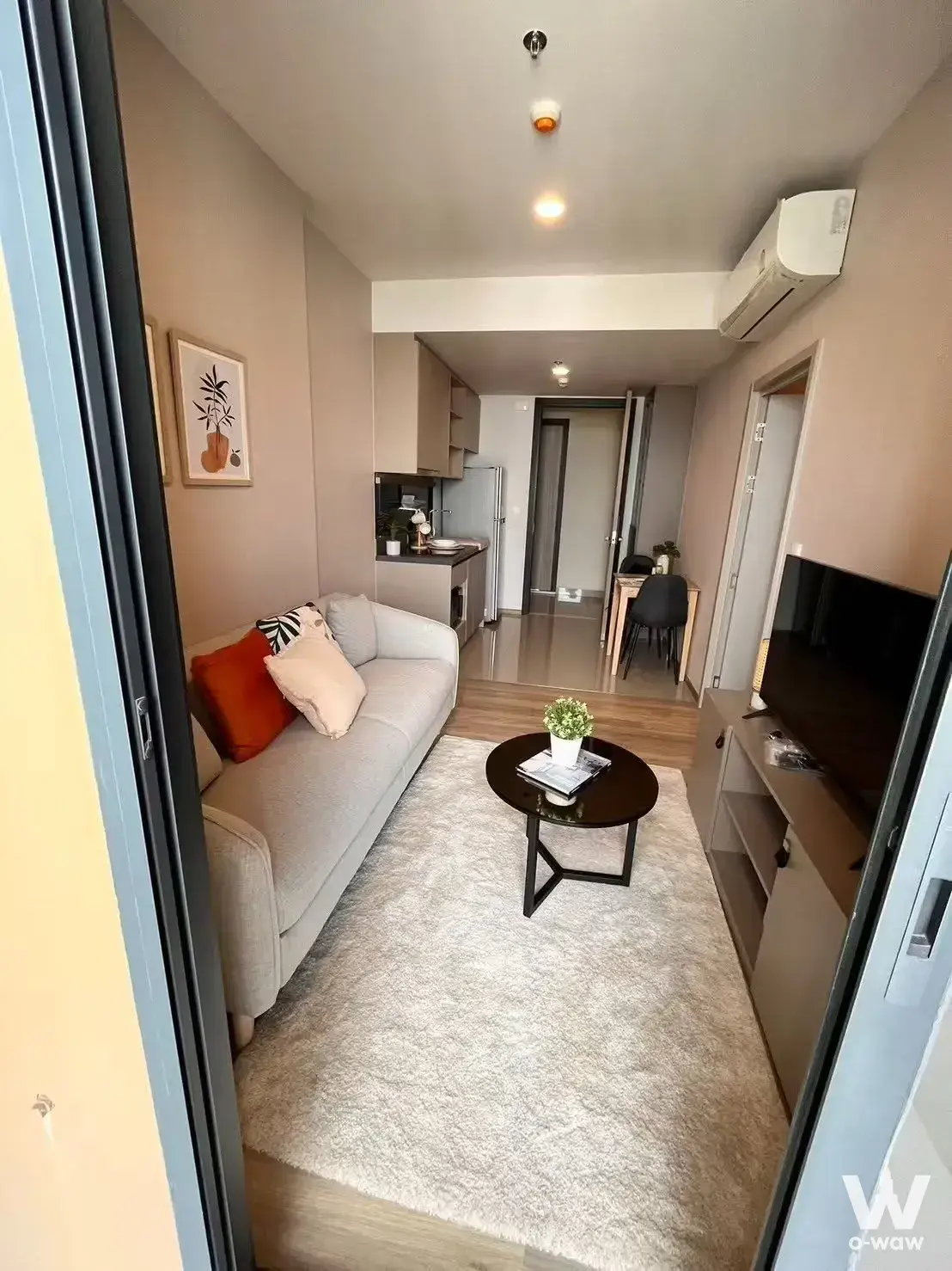 Condo with 1 bedroom for rent at Oka Haus — photo 4 of 5