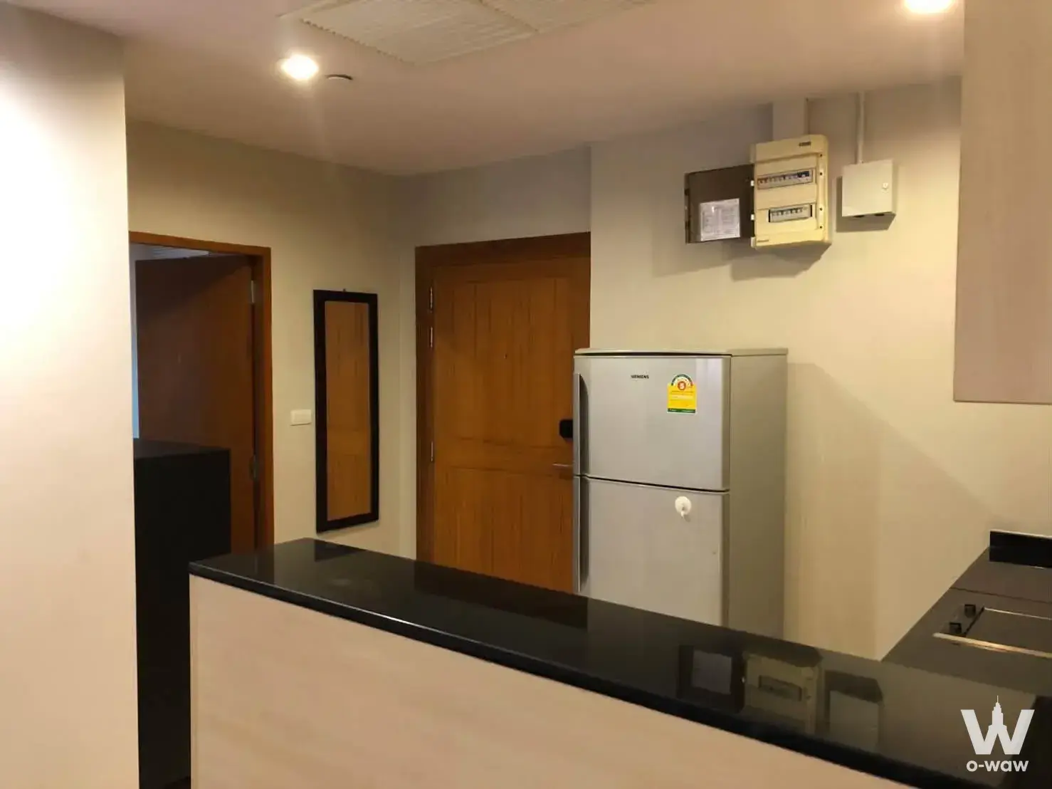 Condo with 1 bedroom for rent at Sathorn Gardens — photo 5 of 5