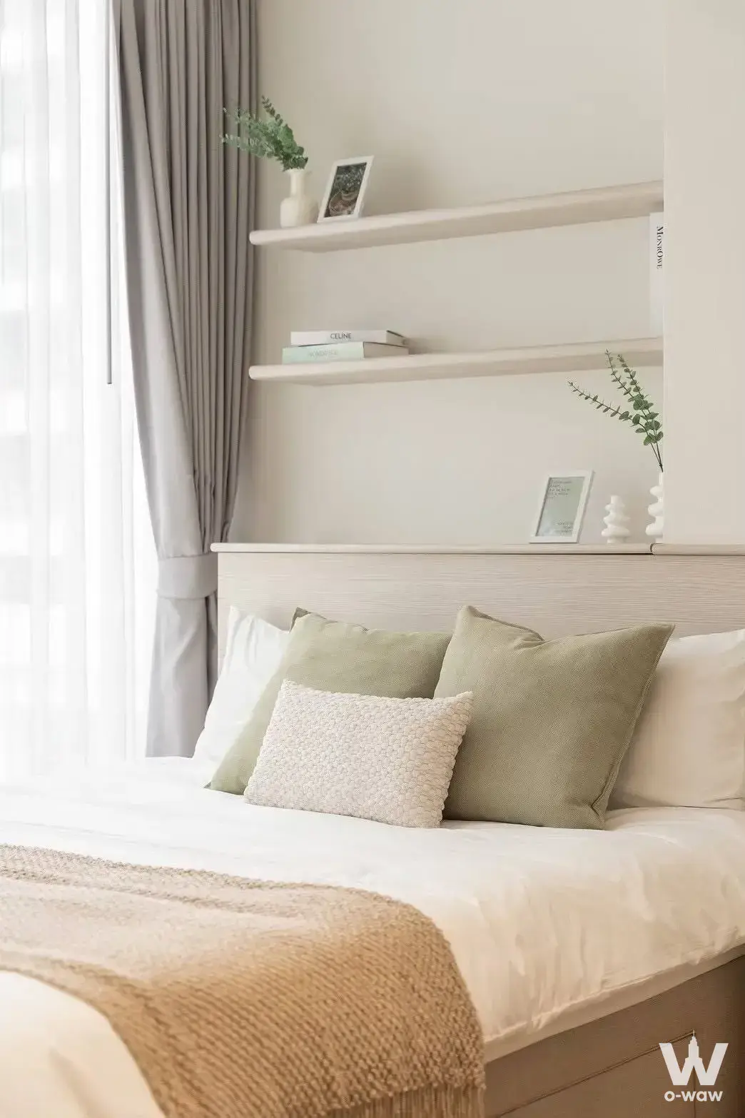 Commercial with 1 bedroom for rent at The Lumpini 24 — photo 1 of 5