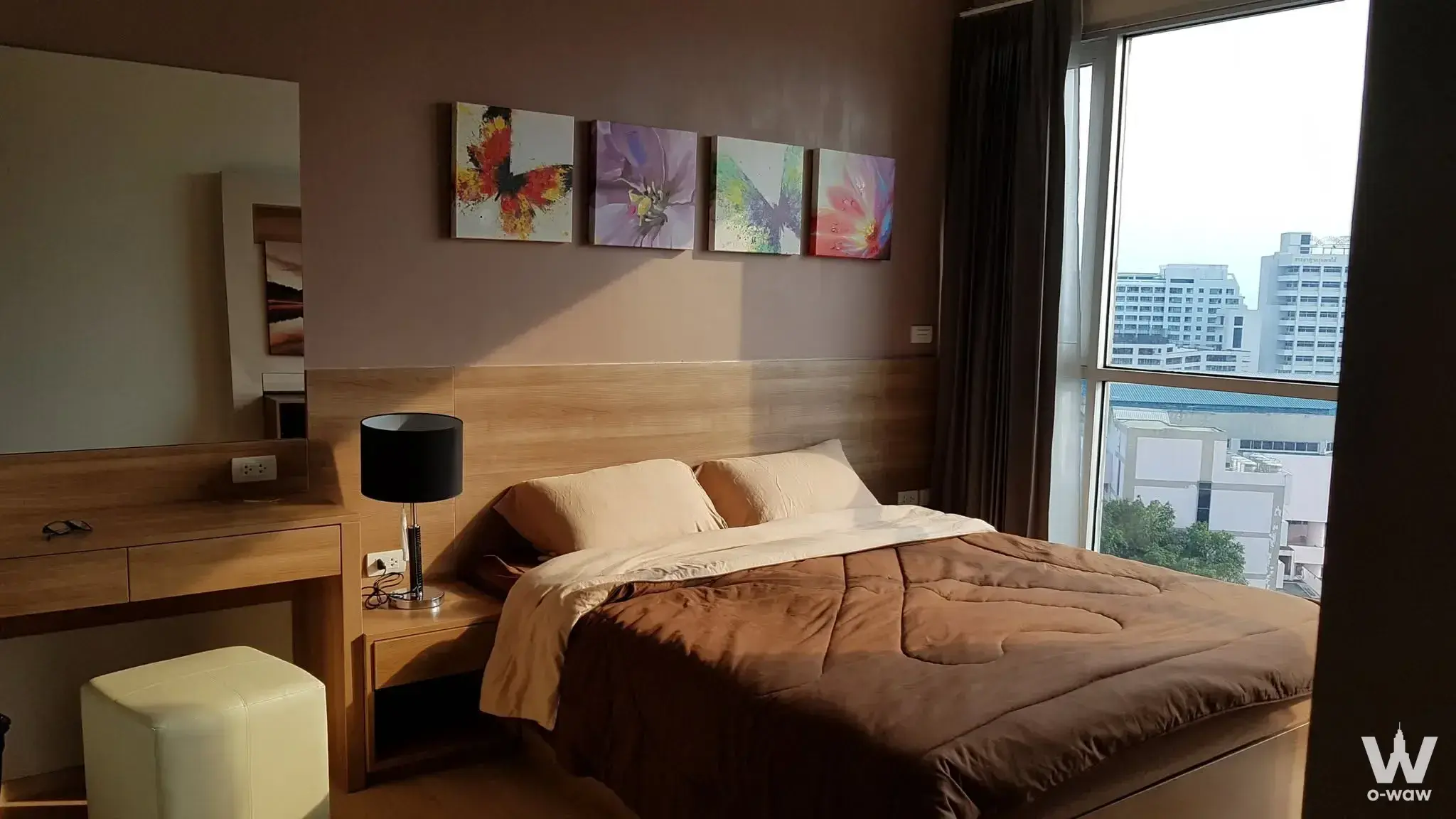 Condo with 2 bedrooms for rent at RHYTHM Sathorn — photo 3 of 5