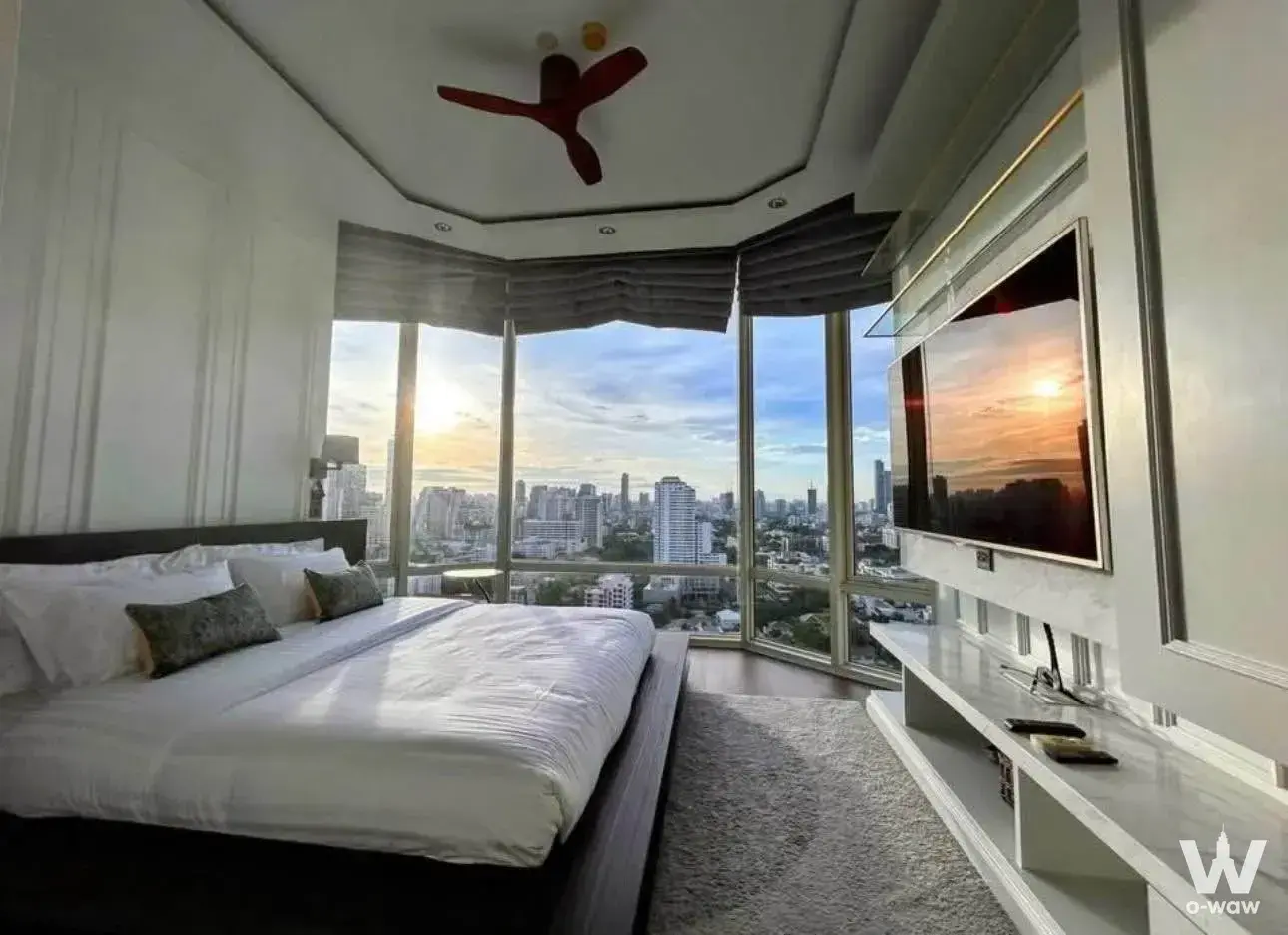 Condo with 2 bedrooms for rent at Sukhumvit 31, Watthana, Bangkok, Thailand — photo 3 of 5