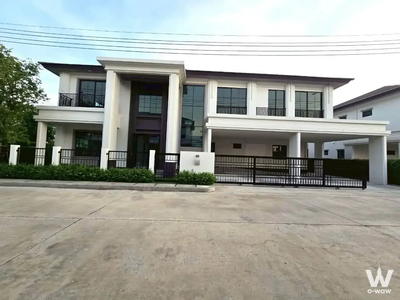 House with 5 bedrooms for rent at Setthasiri Bangna-Suvarnabhumi — photo 1 of 5