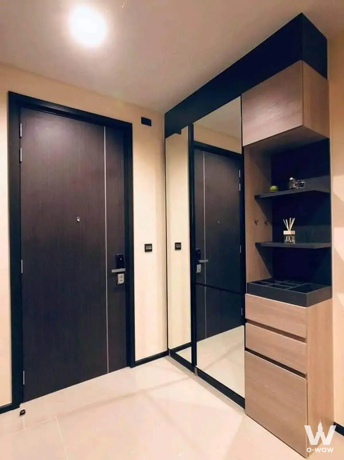 Condo with 1 bedroom for rent at THE LINE Asoke-Ratchada — photo 3 of 5